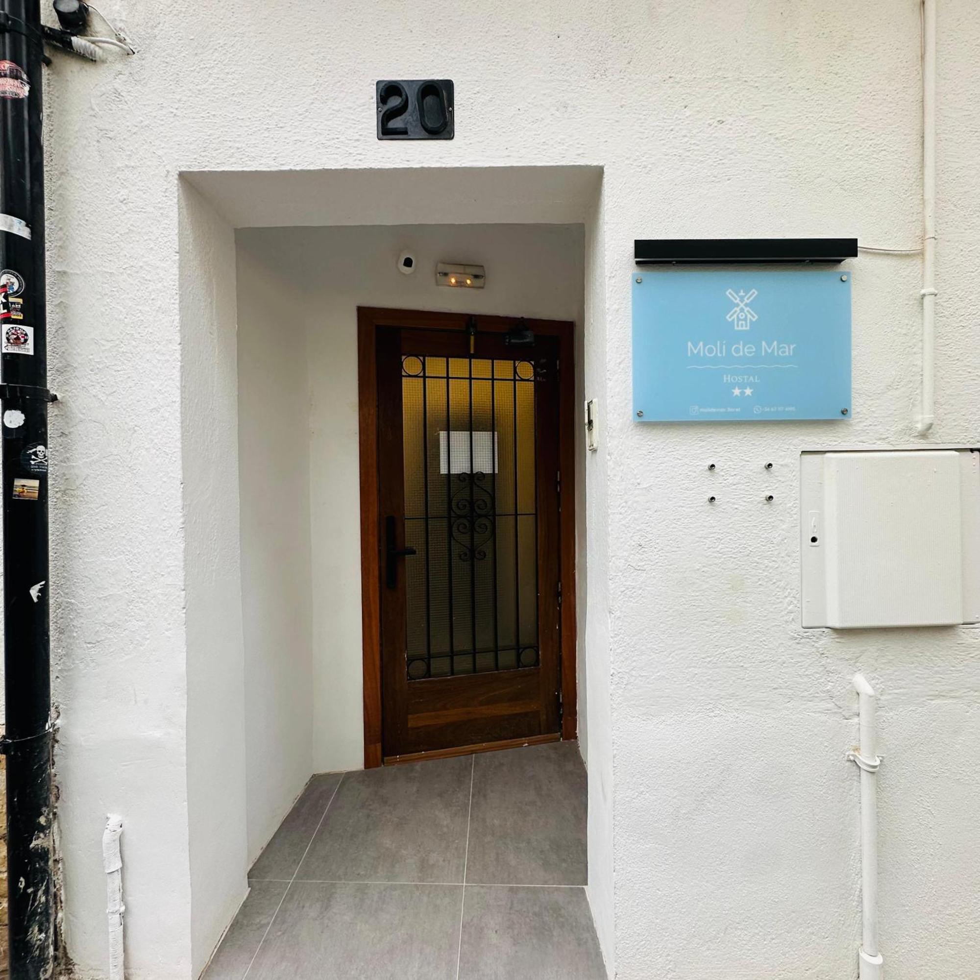 Hostal Y Apartamento Moli De Mar โยเรตเดมาร์ ภายนอก รูปภาพ