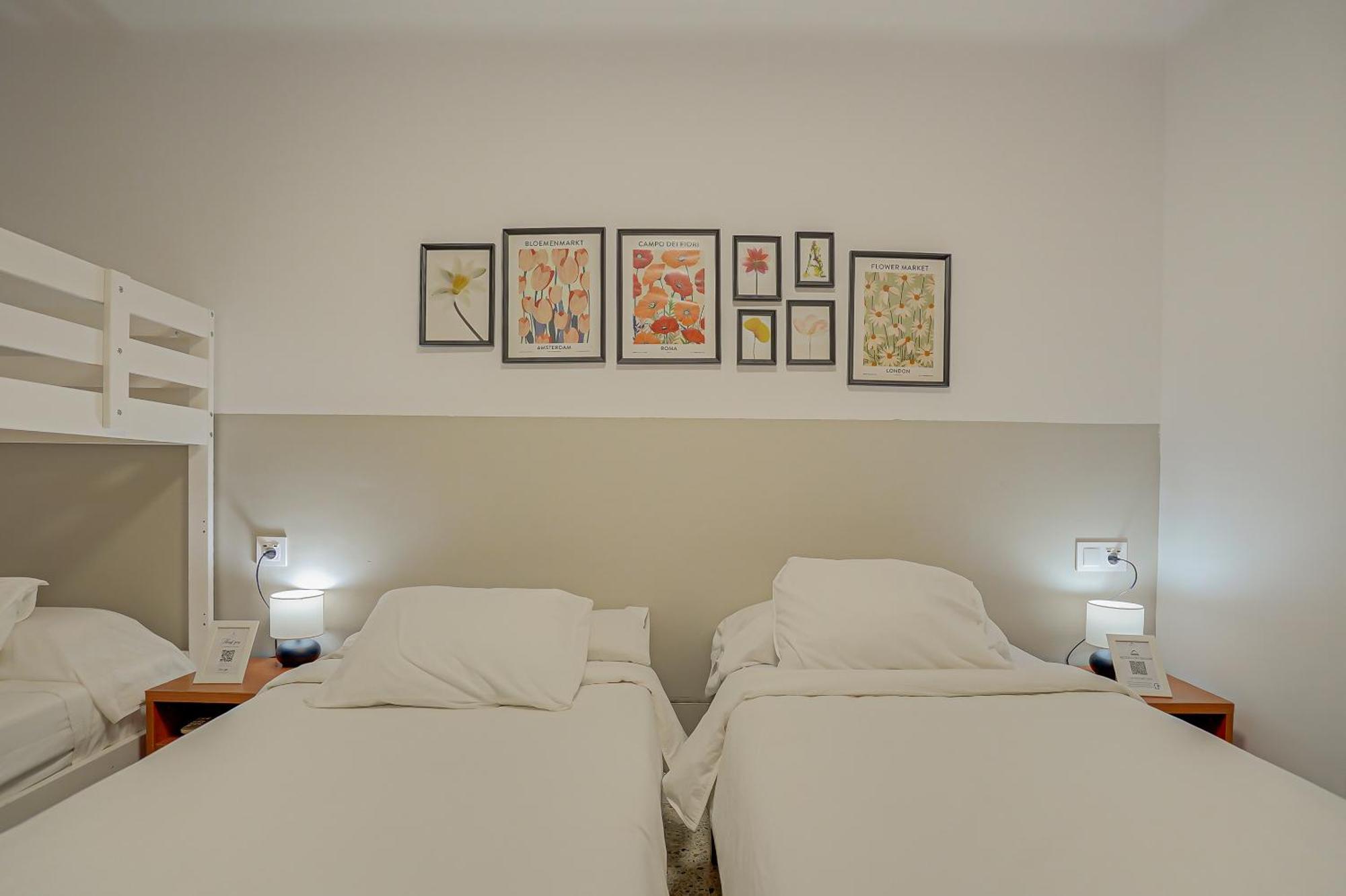 Hostal Y Apartamento Moli De Mar โยเรตเดมาร์ ภายนอก รูปภาพ