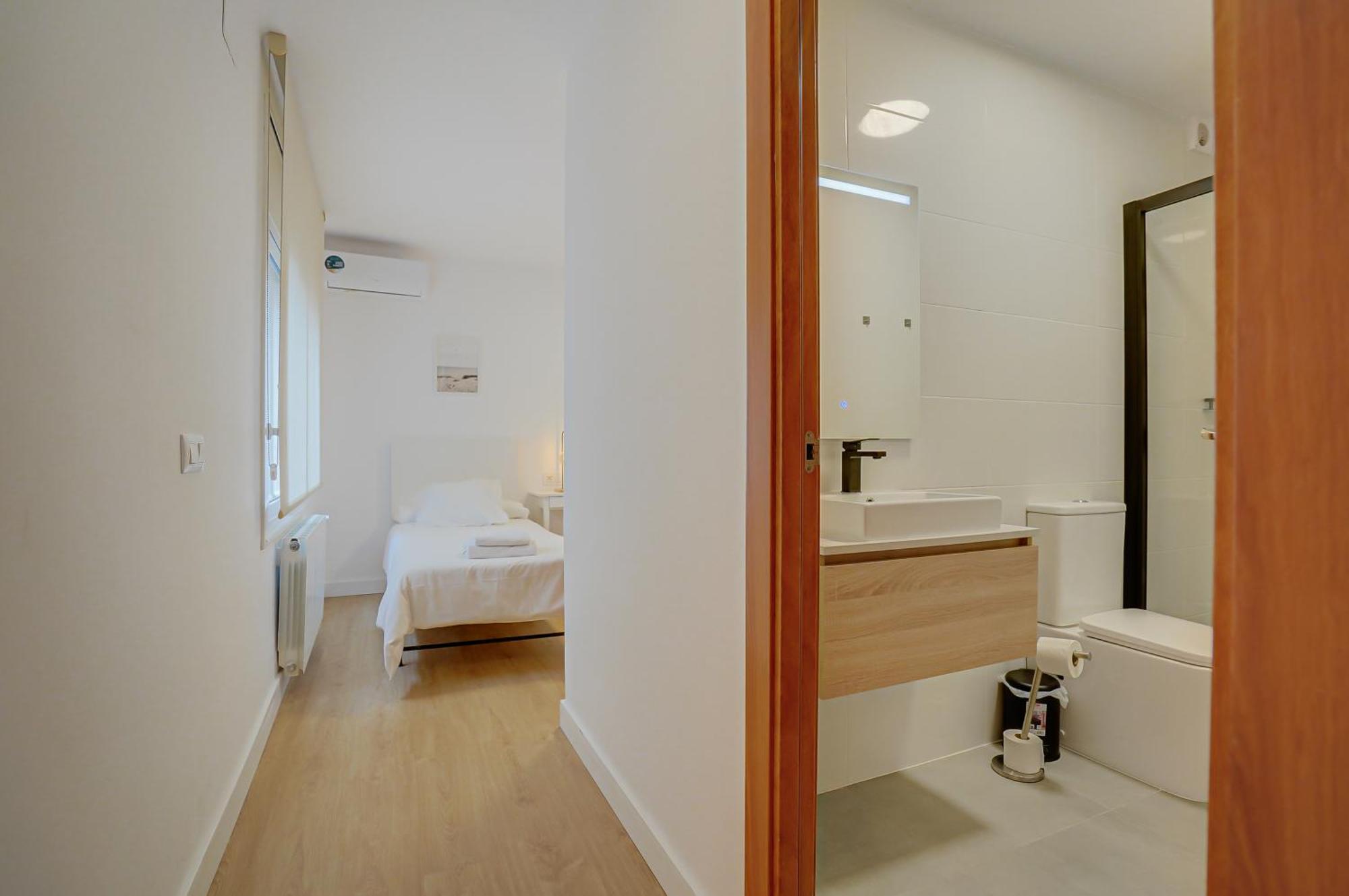 Hostal Y Apartamento Moli De Mar โยเรตเดมาร์ ภายนอก รูปภาพ