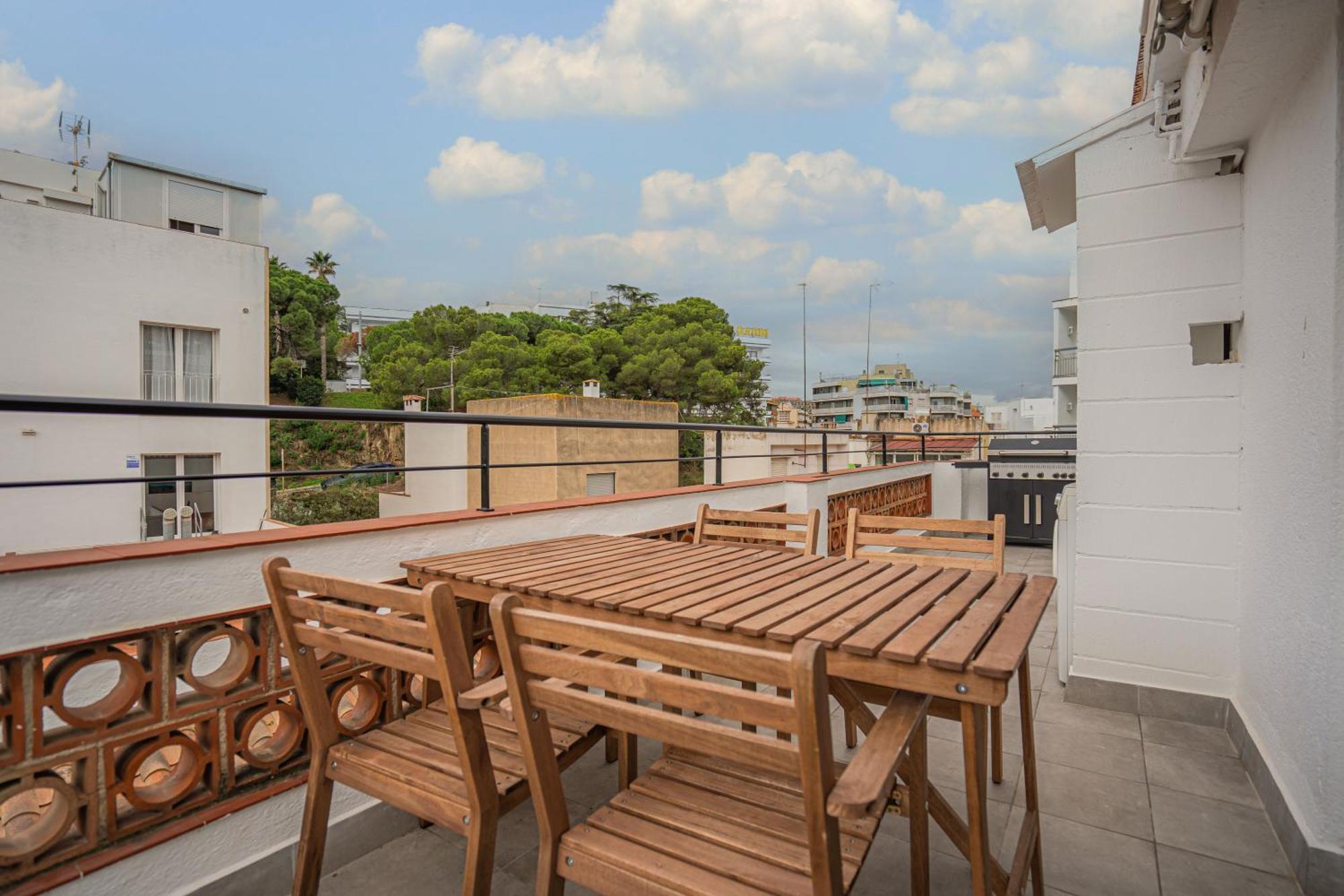 Hostal Y Apartamento Moli De Mar โยเรตเดมาร์ ภายนอก รูปภาพ